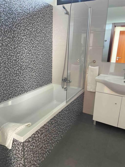 Villa - Ancora - 300 Metres De L'Ocean Vila Praia de Âncora Extérieur photo